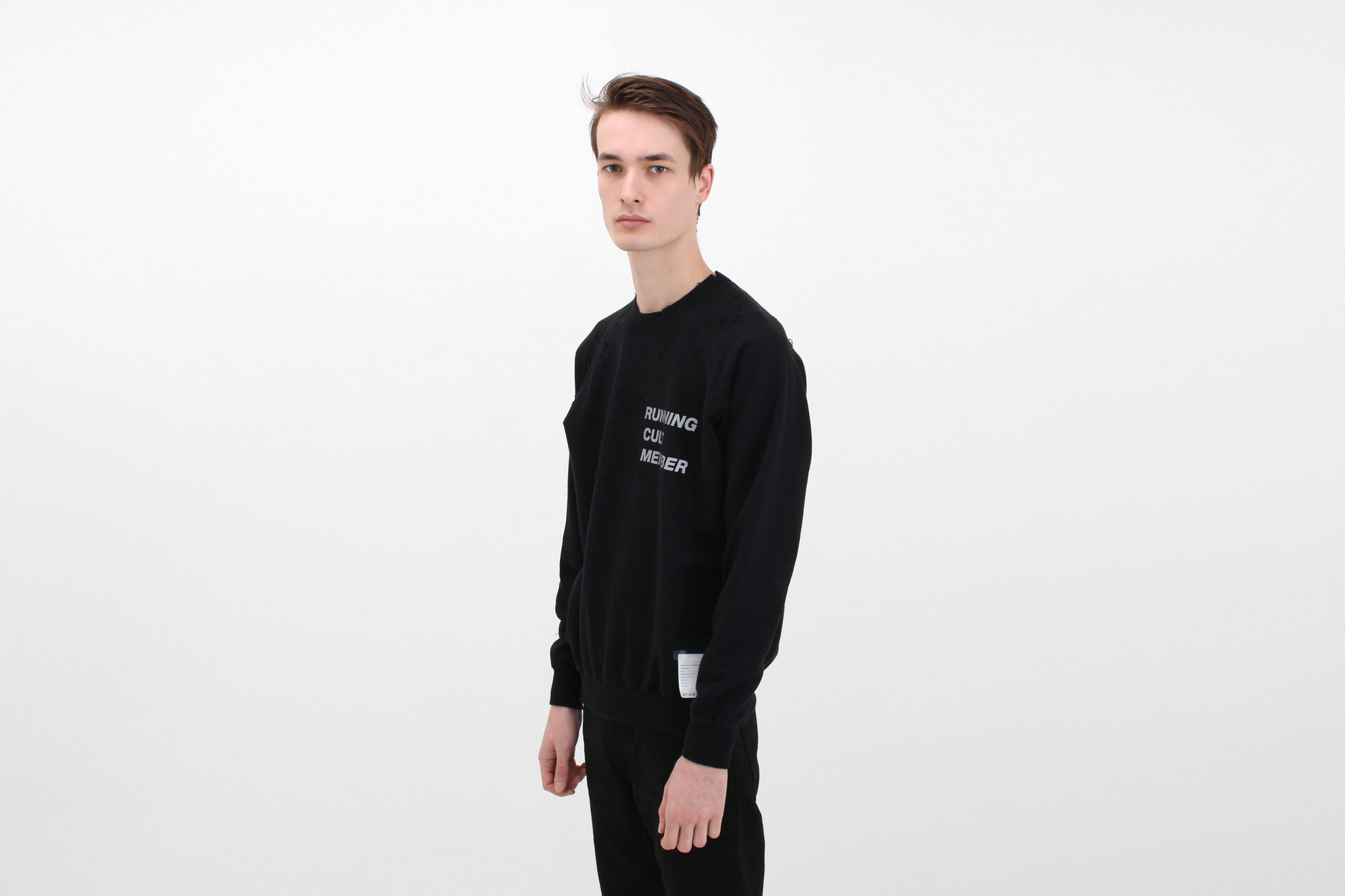 satisfy-running-cult-sweatshirt-black-2 - 62 Management